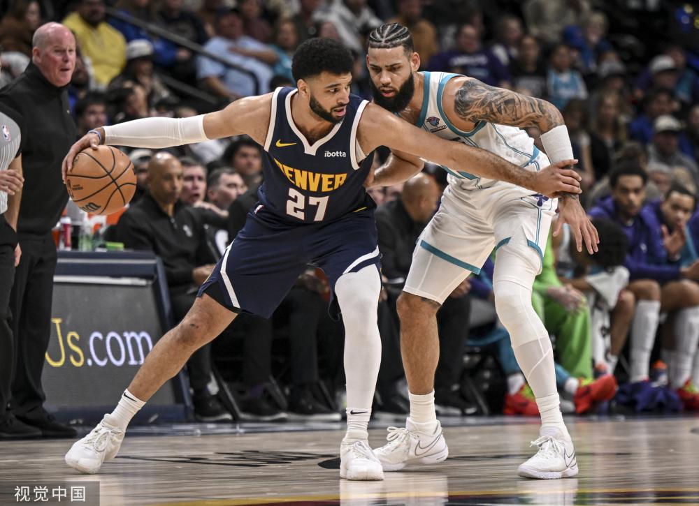 以吸引更多 以吸引更多