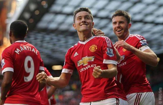 顶尖水平的 顶尖水平的